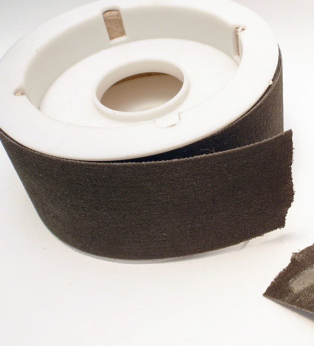 Emery Cloth: Graded Grit Between a Make Coat and a Size Coat