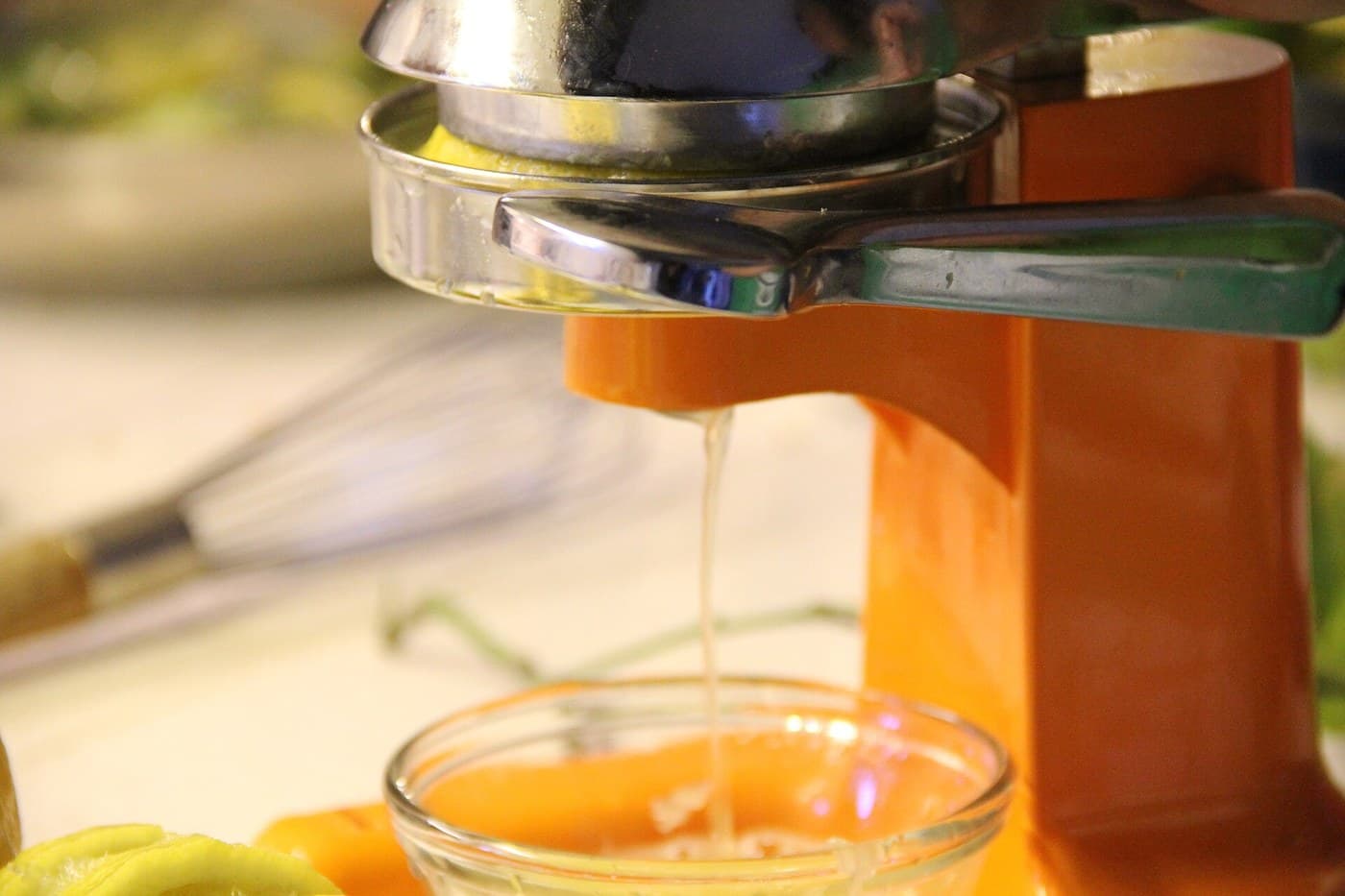 Fresh Lemon Juice: Pressed and Strained