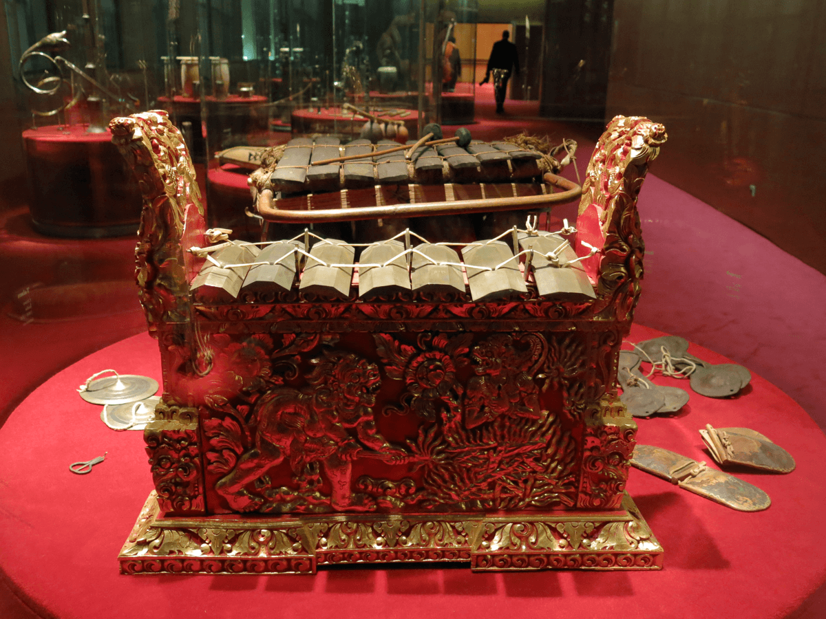 Building a Saron — A Gamelan Metallophone of Tuned Bronze Bars