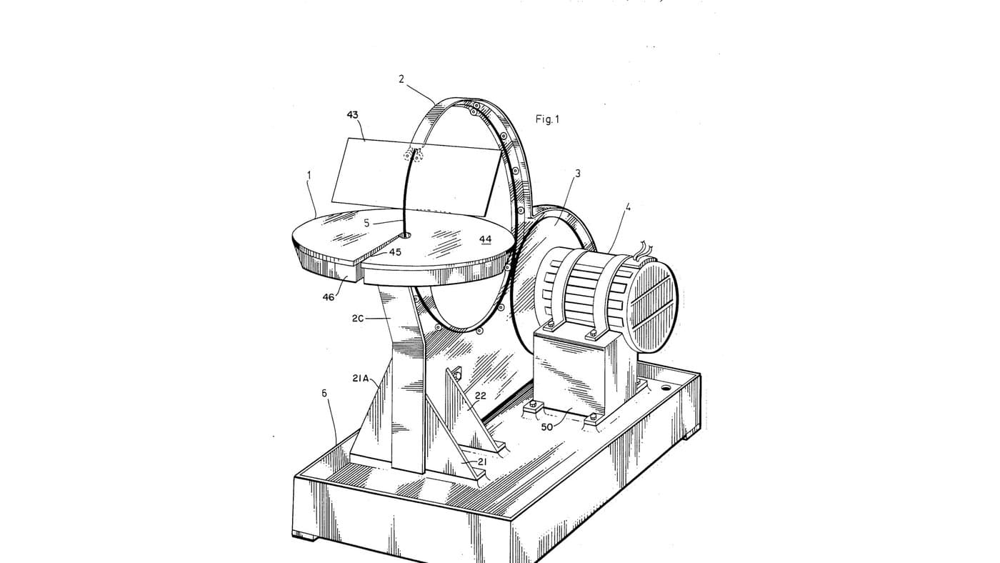 Glass Saw: Rigid Diamond Wire Ring Driven by Its Rim