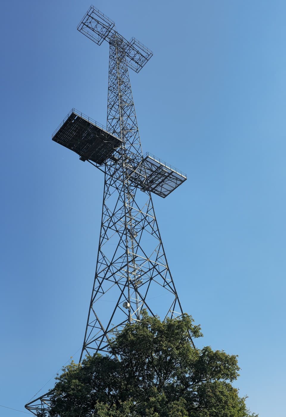 Pulse Radar and the Chain Home