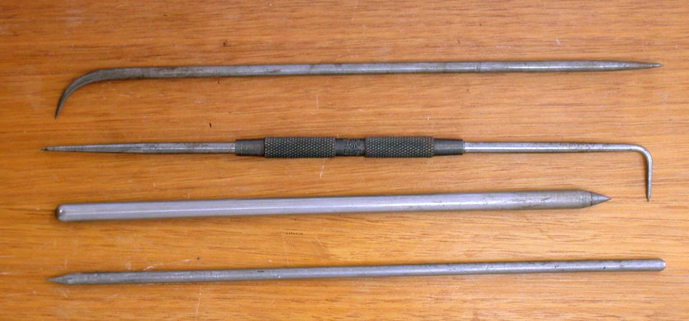 Scriber: Steel Rod with Hardened Points at Both Ends