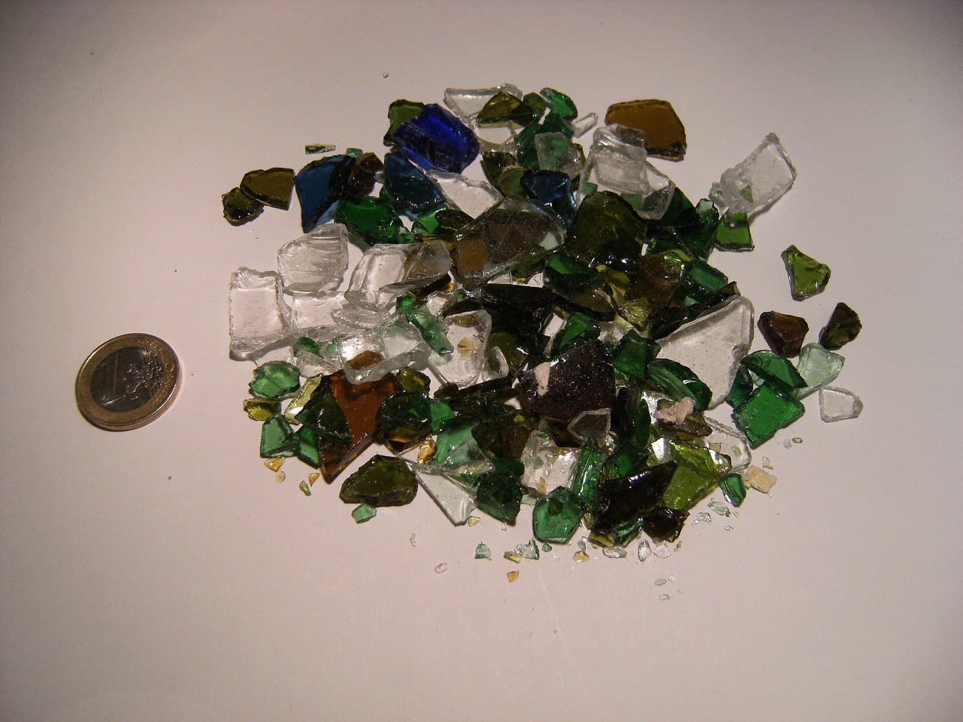Glass Cullet: Scrap Glass Sorted, Cleaned and Broken