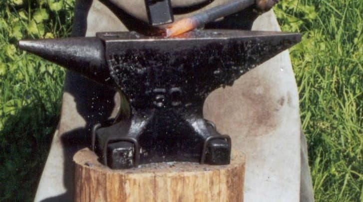 Anvil: Wrought-Iron Body with a Welded Steel Face
