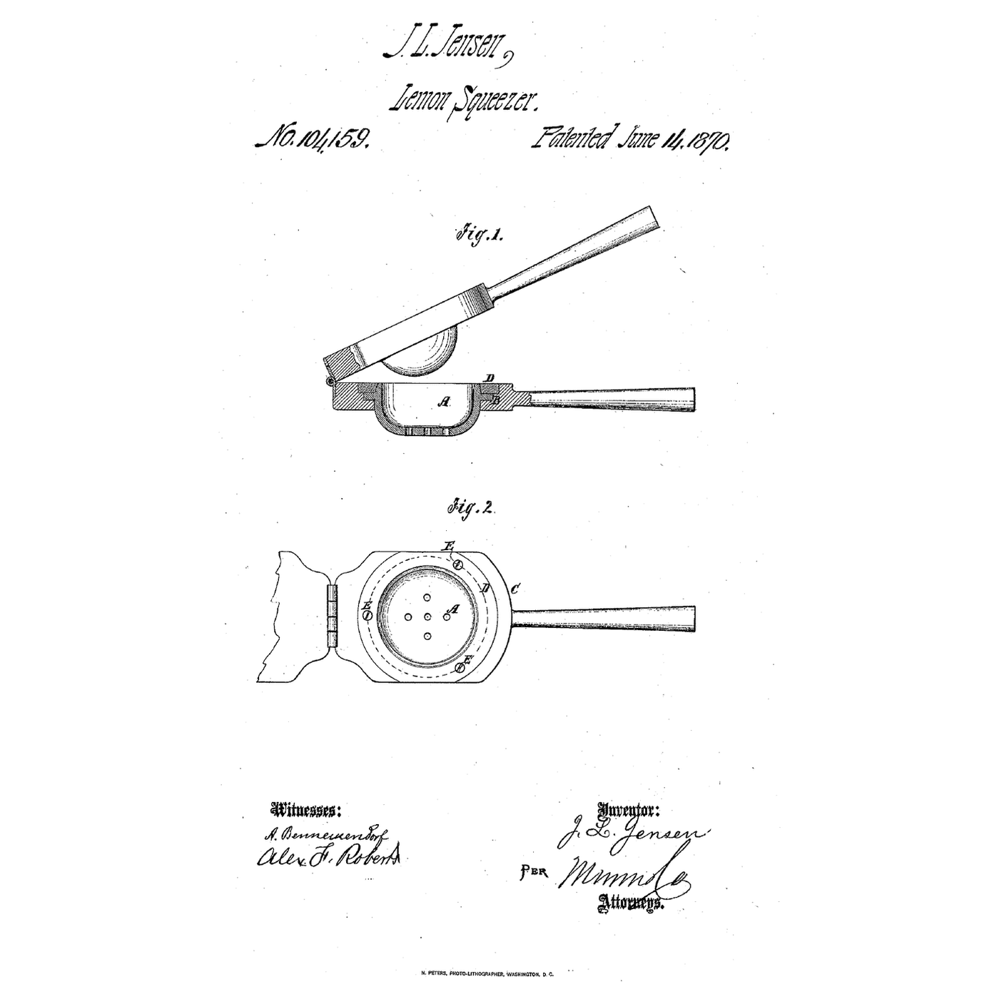 The Ring-Set Lemon Squeezer: A Bowl Held in Its Handle by a Screwed Ring