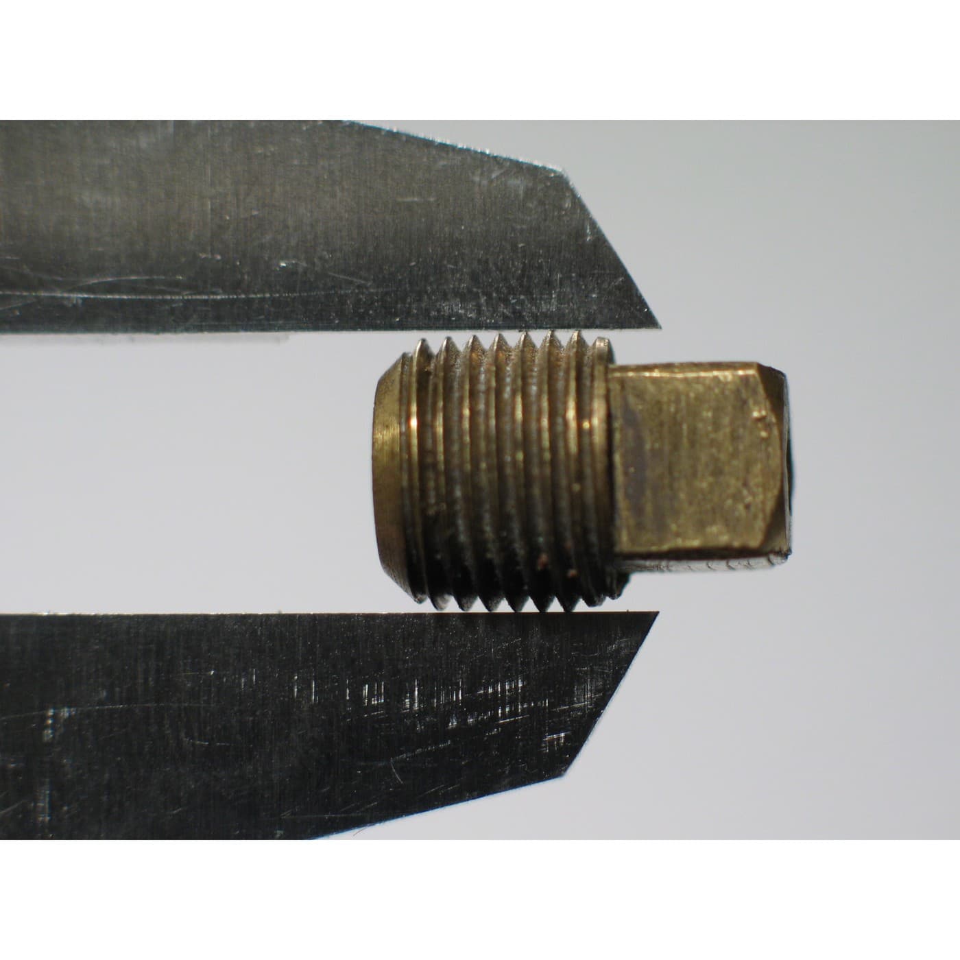 The Tapered Pipe Thread: A Screw That Seals