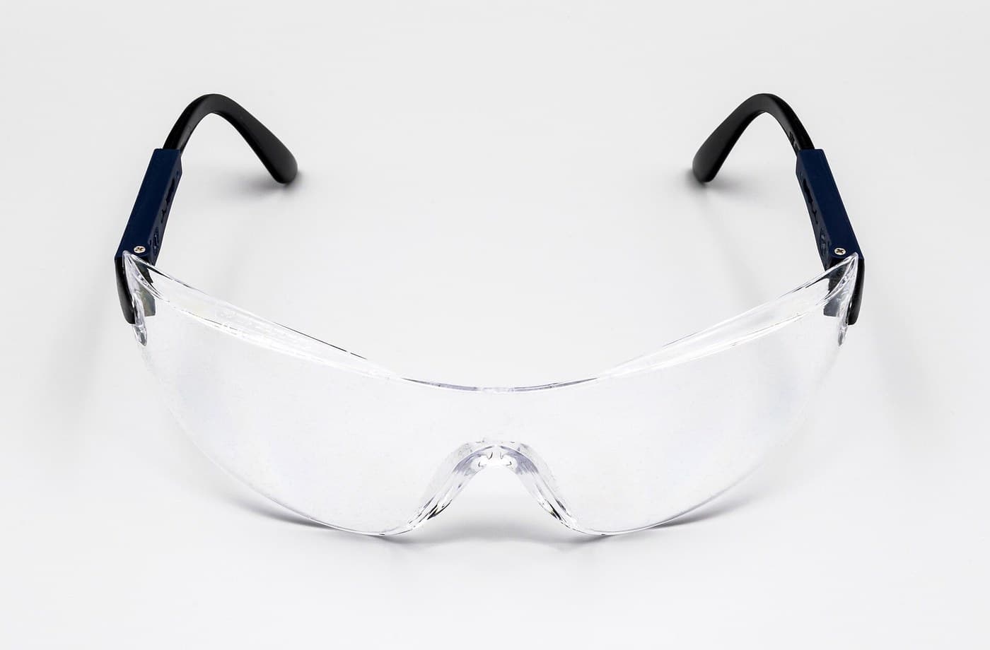 Safety Spectacles: Moulded Polycarbonate with a Hard Coat