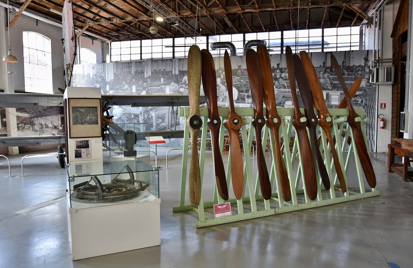 The Propeller as a Rotating Wing