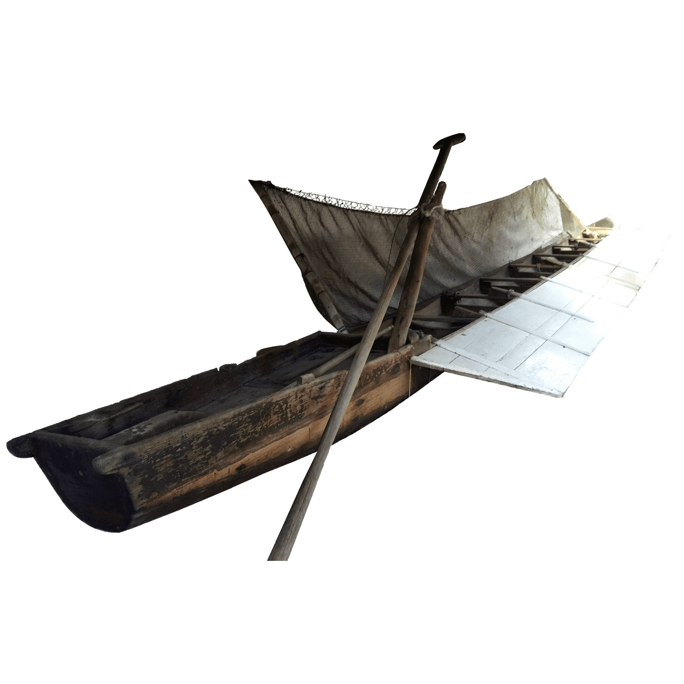 เรือผีหลอก — เรือไม้สัก 1×7 เมตร กระดานทาขาวข้างหนึ่ง ตาข่ายสูง 1 เมตรอีกข้าง แจวกลางคืนให้ปลาตกใจกระโดดเข้าเรือ