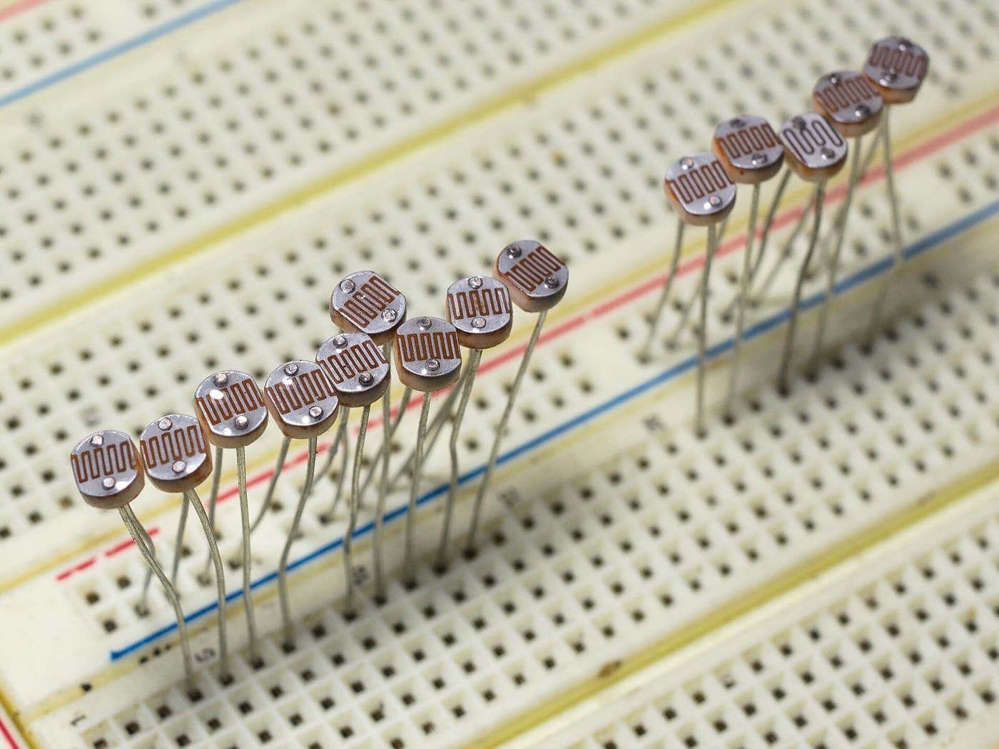 The Selenium Photoconductive Cell
