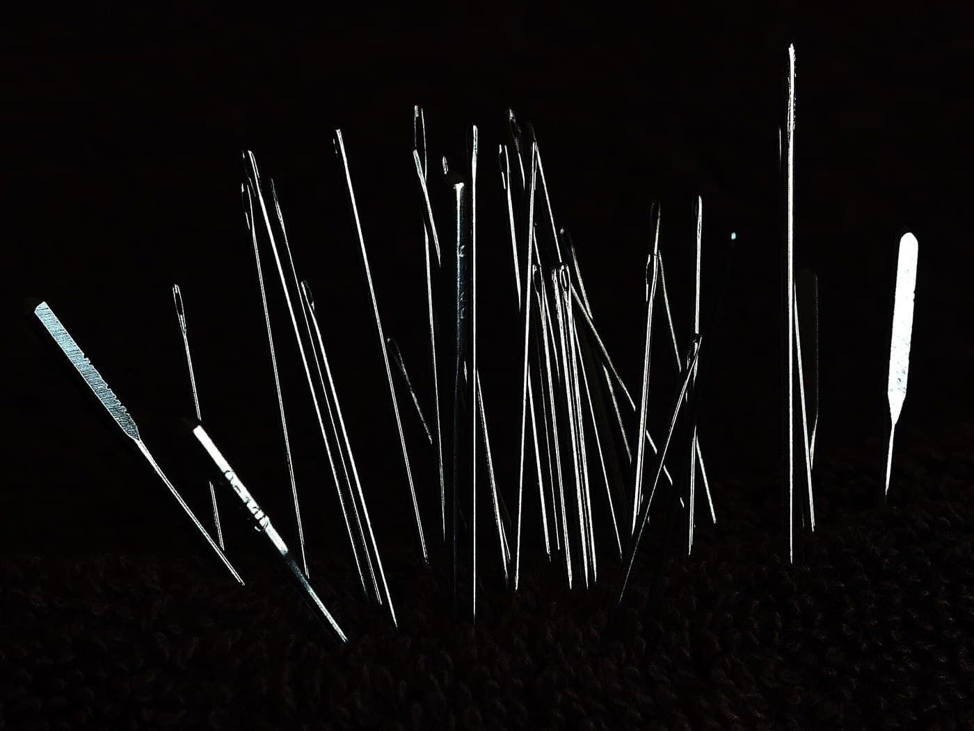 Steel Needle: Pointed, Eyed, Hardened in Oil and Tempered