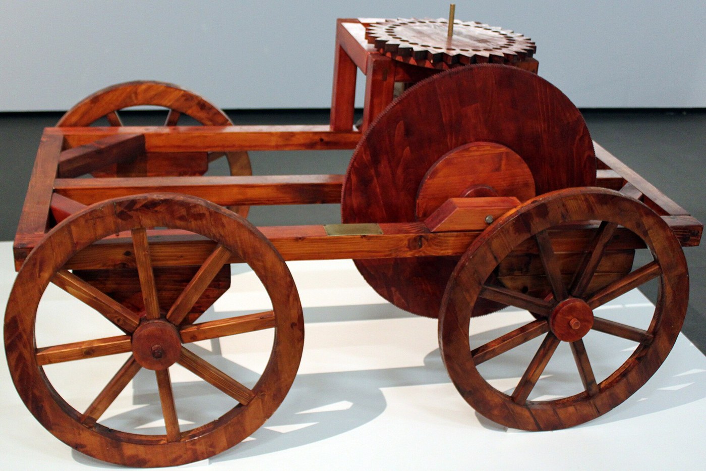 Building a Roman Odometer — The Gear-Driven Distance Measurer