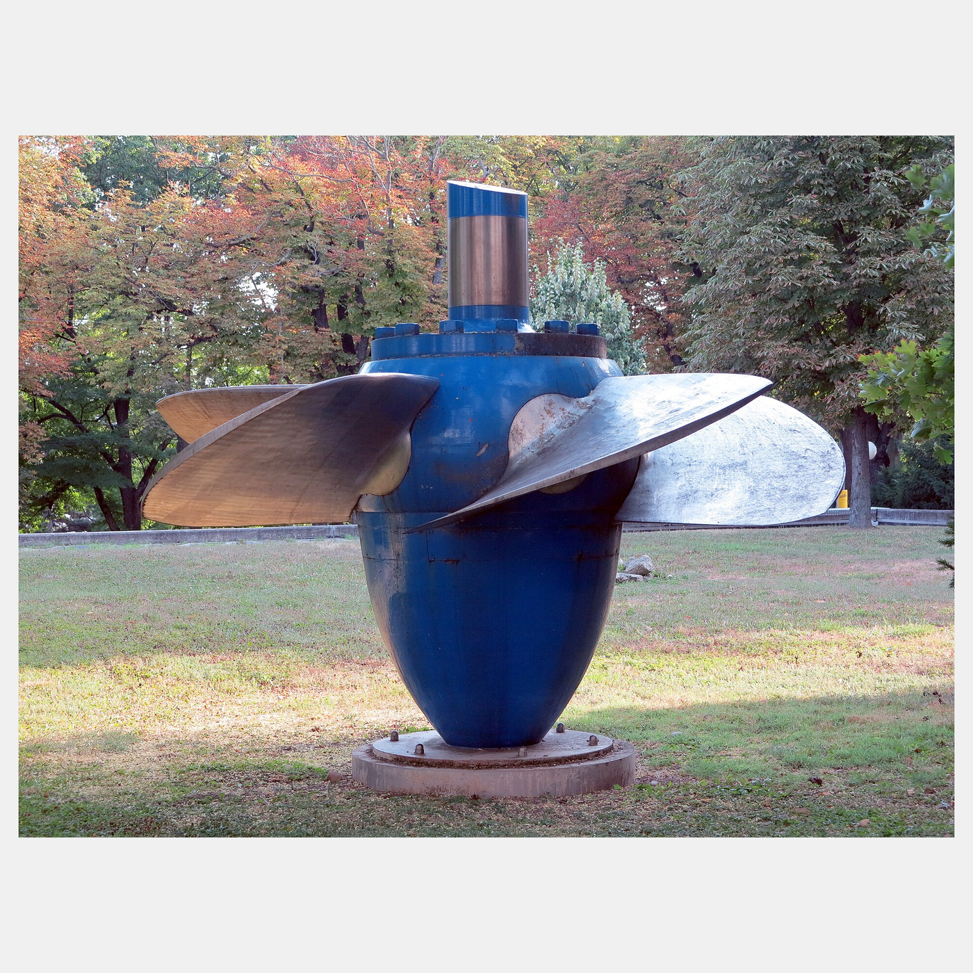 The Kaplan Turbine: A Propeller in a Pipe, With Blades That Turn
