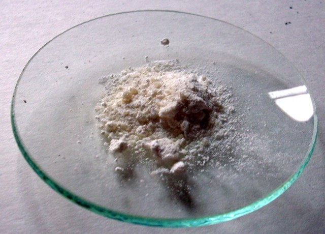 Tin Oxide: Tin Burnt in an Open Iron Pot