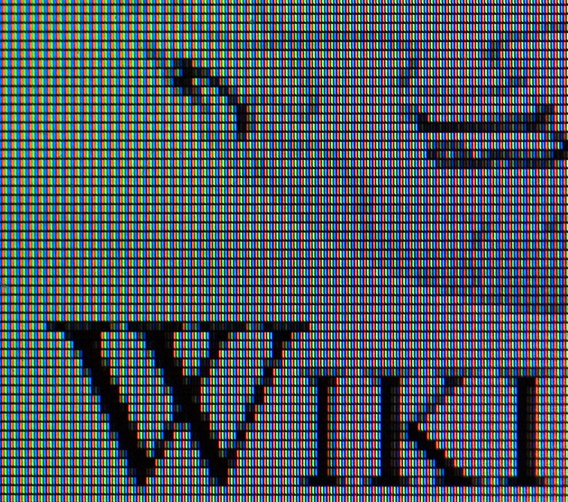 The Twisted Nematic LCD