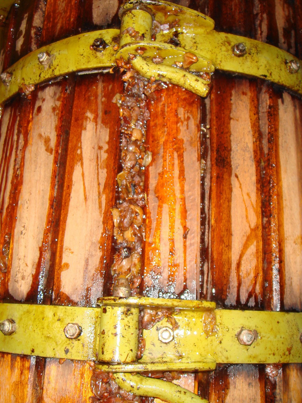 White Wine: Pressed Juice Fermented Without the Skins