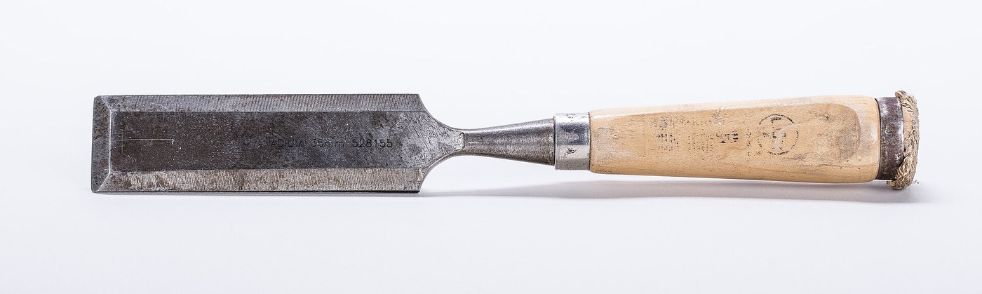 Wood Chisels and Gouges Forged from Tool Steel